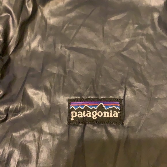 Patagonia Fuzzy Reversible Vest - Picture 7 of 7